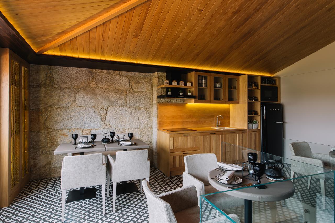 Casa Do Rio Charm Suites วิลาโดคันด์ ภายนอก รูปภาพ