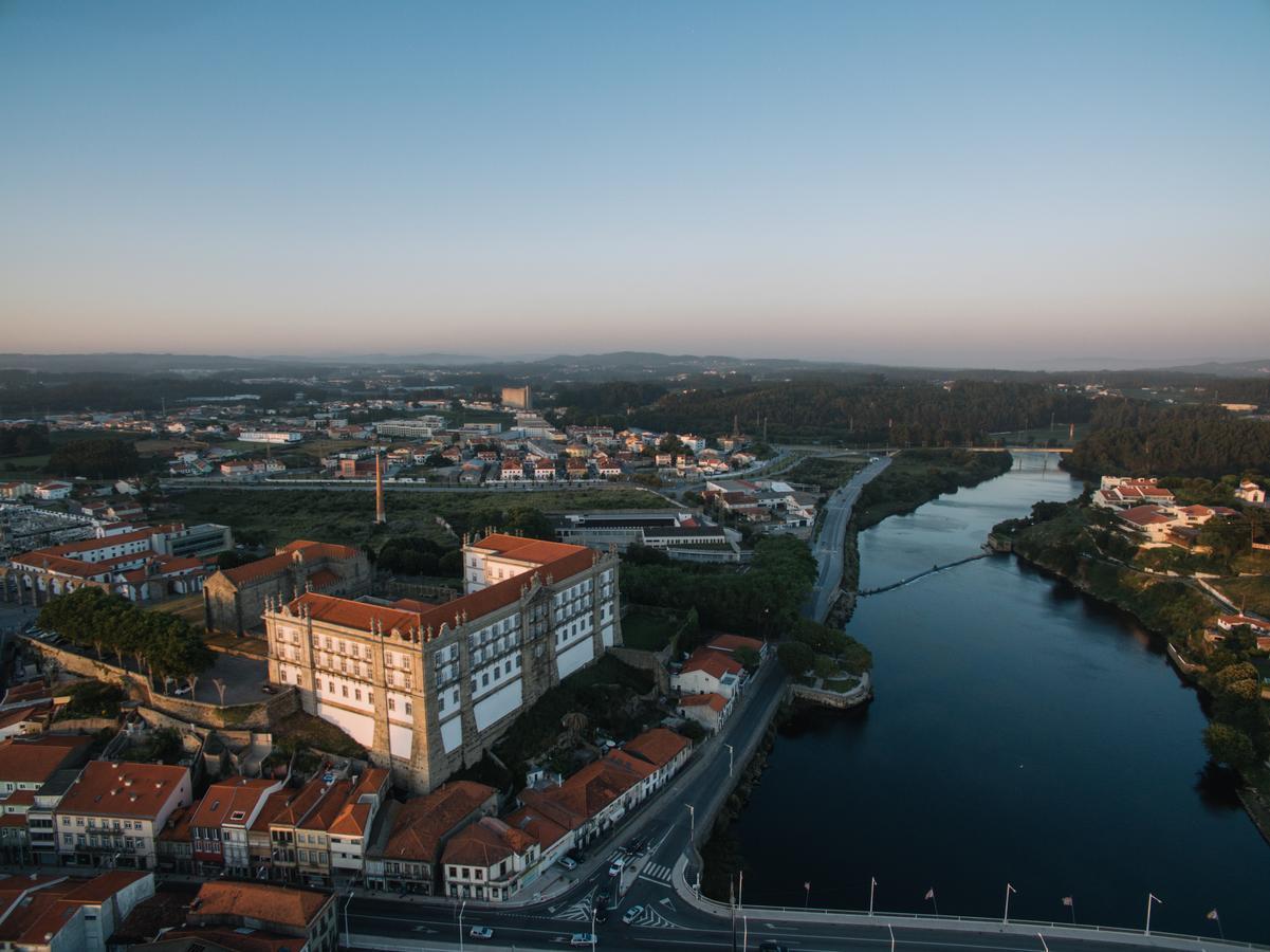 Casa Do Rio Charm Suites วิลาโดคันด์ ภายนอก รูปภาพ