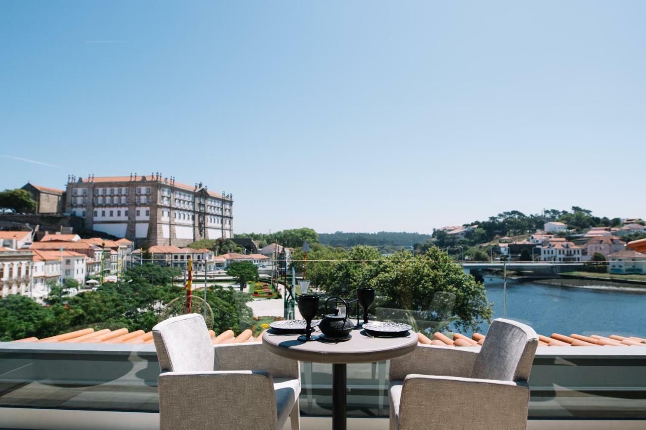 Casa Do Rio Charm Suites วิลาโดคันด์ ภายนอก รูปภาพ